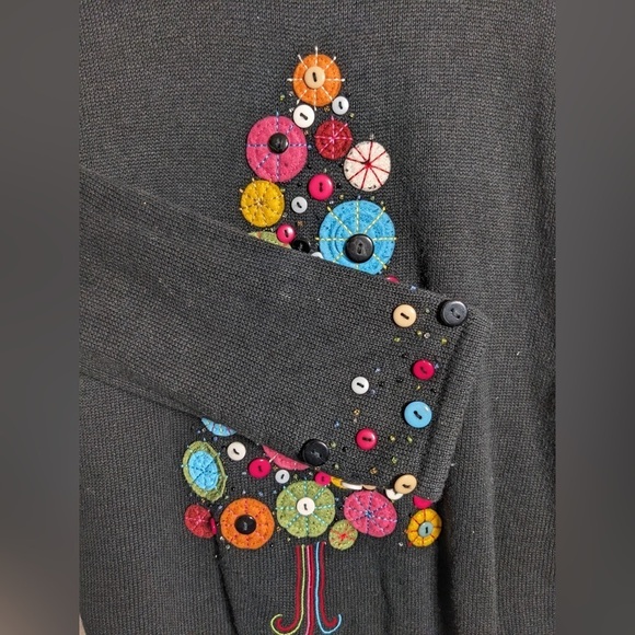 Susan Bristol Medium Embroidered Button & Felt Christmas Tree Pullover Sweater L - Picture 3 of 5